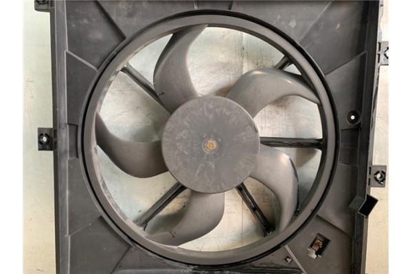 Recambio de electroventilador para ssangyong kyron 2.0 200 xdi referencia OEM IAM 2132009051  