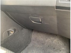 Recambio de guantera salpicadero para ssangyong kyron 2.0 200 xdi referencia OEM IAM 7778008000  