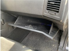 Recambio de guantera salpicadero para ssangyong kyron 2.0 200 xdi referencia OEM IAM 7778008000  