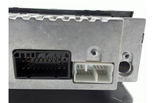 Recambio de radio / cd para suzuki swift iii (sg) 1.5 referencia OEM IAM 3910162j0 108464 