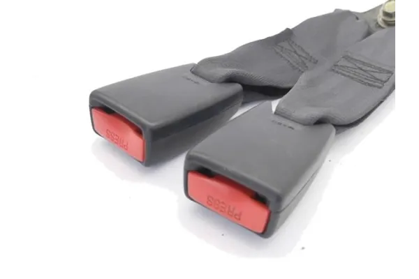 Recambio de anclaje cinturon trasero central para honda civic vi 1.6 referencia OEM IAM 82485S6DE04ZB  
