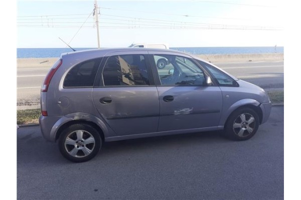 opel meriva del año 2005