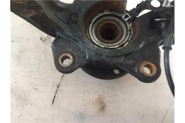 Recambio de mangueta delantero izquierda para renault kangoo ii 1.5 furgón compact comfort referencia OEM IAM   