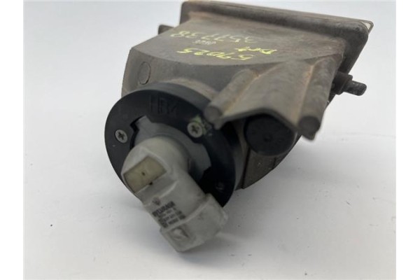 Recambio de faro antiniebla derecho para toyota rav4 (a2) 1.8 luna referencia OEM IAM 8121142020  