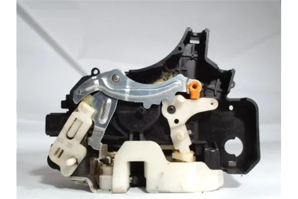 Recambio de cierre electromagnetico trasero derecho para mitsubishi colt cz3 berl. 5 (z30a) 1.1 inform (d) referencia OEM IAM MN