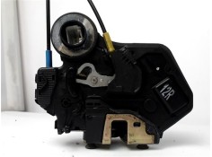 Recambio de cerradura puerta trasero derecha para toyota corolla verso (e12) 2.0 d4d referencia OEM IAM 690500F010  