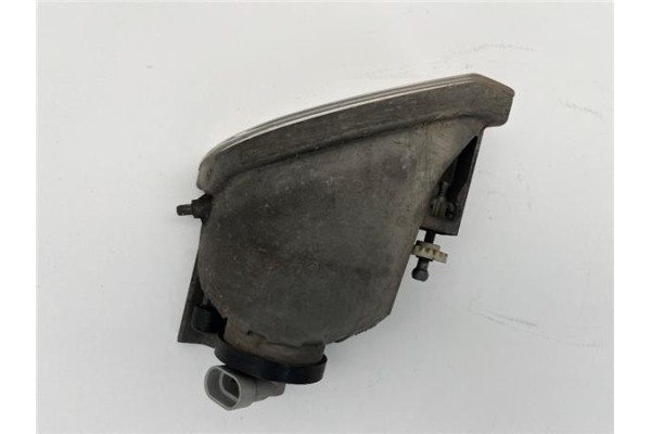 Recambio de faro antiniebla derecho para toyota rav4 (a2) 1.8 luna referencia OEM IAM 8121142020  