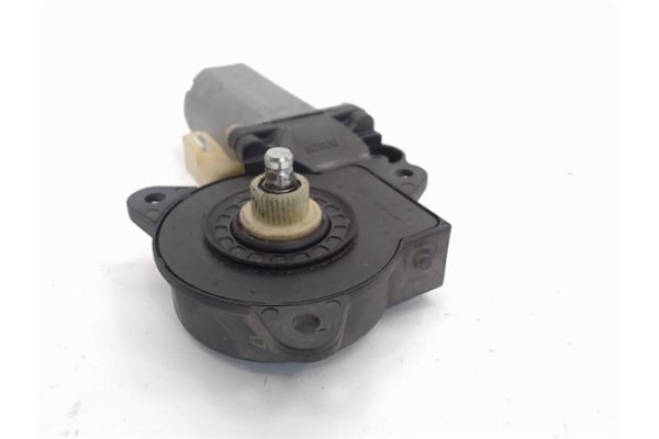Recambio de elevalunas electrico delantero izquierdo para ford fiesta (cbk) referencia OEM IAM 0130821938  