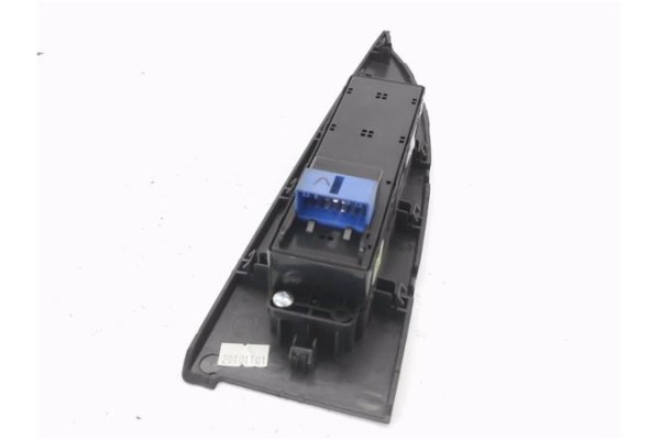Recambio de mando elevalunas delantero izquierdo para ssangyong kyron 2.0 200 xdi referencia OEM IAM 8581009110HCX 7225009000 