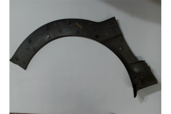 Recambio de moldura aleta delantero derecha para tata safari (42_fd) 2.1 referencia OEM IAM 269981506341 27736M 