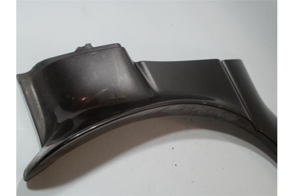 Recambio de moldura aleta delantero derecha para tata safari (42_fd) 2.1 referencia OEM IAM 269981506341 27736M 