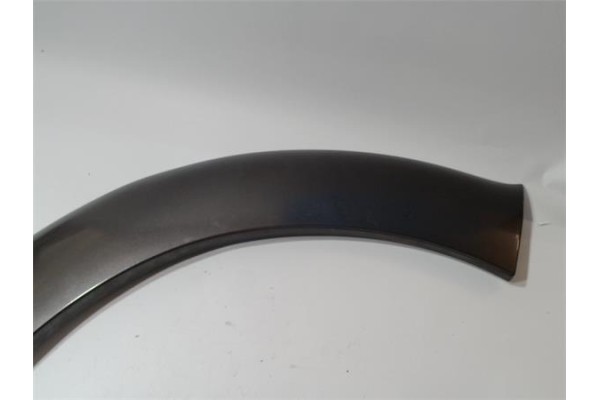 Recambio de moldura aleta delantero derecha para tata safari (42_fd) 2.1 referencia OEM IAM 269981506341 27736M 