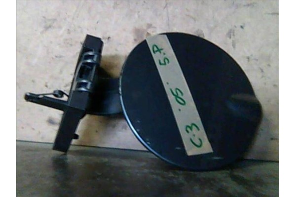 Recambio de tapa exterior combustible para citroen c3 1.4 hdi referencia OEM IAM 151796  