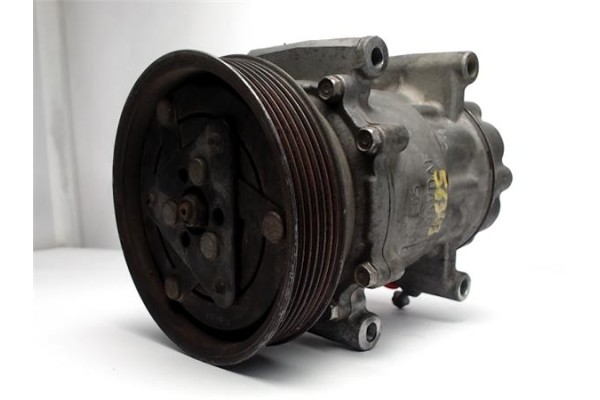 Recambio de compresor aire acond. para renault kangoo ii 1.5 furgón compact comfort referencia OEM IAM 8200953359 13255010862 77