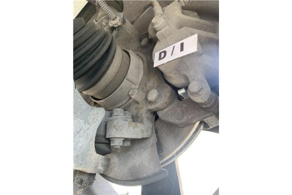 Recambio de mangueta delantero izquierda para ssangyong kyron 2.0 200 xdi referencia OEM IAM 4121109004  