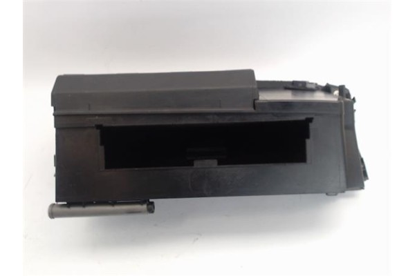 Recambio de guantera salpicadero para lexus is ii (_xe2_) 220 d (ale20) referencia OEM IAM 5555053050C0  