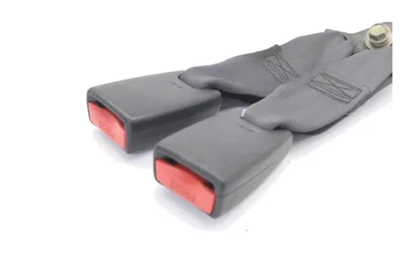 Recambio de anclaje cinturon trasero central para honda civic vi 1.6 referencia OEM IAM 82485S6DE04ZB  