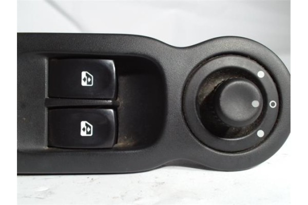 Recambio de mando elevalunas para renault modus i 1.4 (jp01, jp0j) referencia OEM IAM 8200277630  