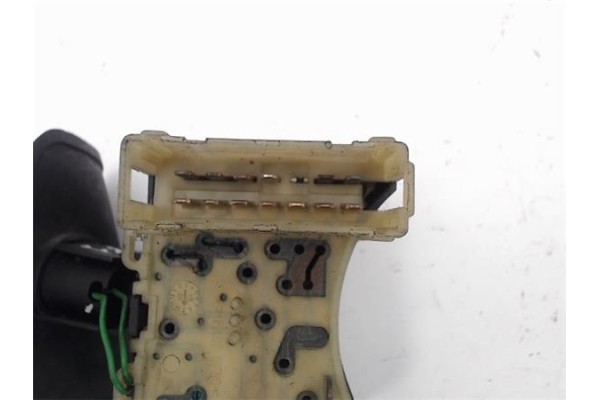 Recambio de mando de luces para renault megane i coach/coupe (da0) referencia OEM IAM 7700428230 23J9PV3 