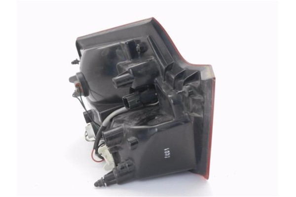 Recambio de piloto porton trasero derecho para ssangyong kyron 2.0 200 xdi referencia OEM IAM 8360409050  