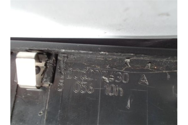 Recambio de mando elevalunas para renault modus i 1.4 (jp01, jp0j) referencia OEM IAM 8200277630  