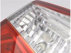 Recambio de piloto porton trasero derecho para ssangyong kyron 2.0 200 xdi referencia OEM IAM 8360409050  