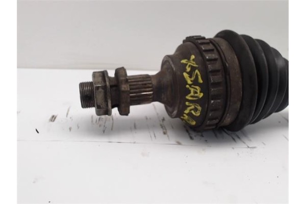 Recambio de palier delantero izquierdo para citroen xsara berlina 1.4 i referencia OEM IAM 32721F  