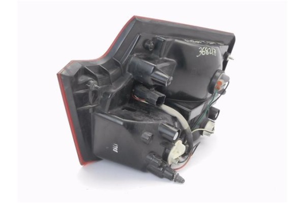 Recambio de piloto porton trasero izquierdo para ssangyong kyron 2.0 200 xdi referencia OEM IAM 8360309150  
