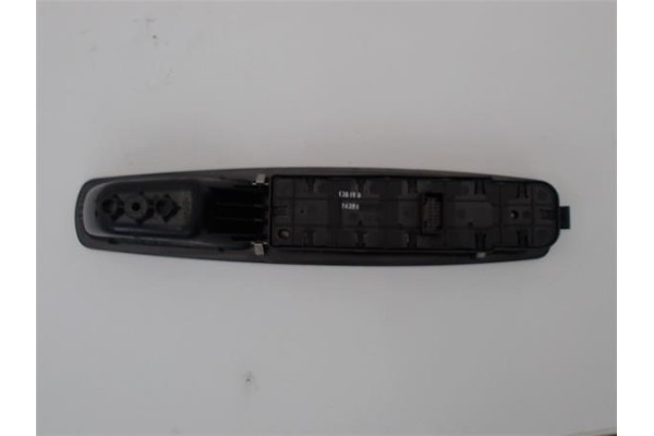 Recambio de mando elevalunas para renault scenic iii (jz) 1.5 grand expression referencia OEM IAM 809610016R  