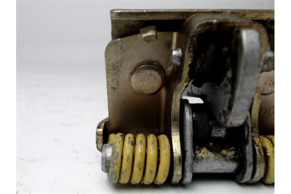 Recambio de bisagra sup. puerta delantero derecha para citroen c3 1.1 i referencia OEM IAM 9035P2  