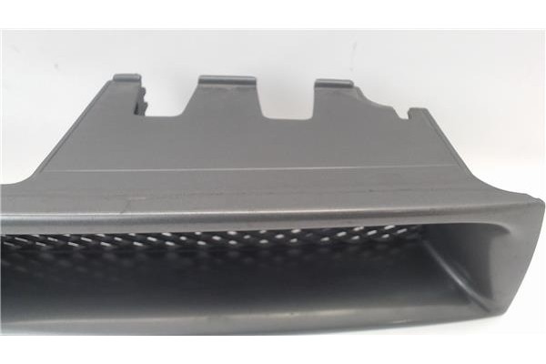 Recambio de rejilla capo para mitsubishi galant berlina (ea0) referencia OEM IAM MR192681  