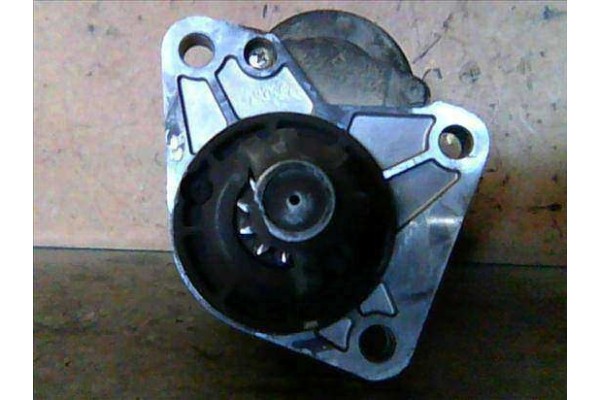 Recambio de motor arranque para kia pregio furgón (tb) 2.7 d referencia OEM IAM 031114200 OK60A18400 