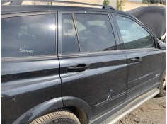 Recambio de puerta trasero derecha para ssangyong kyron 2.0 200 xdi referencia OEM IAM 6300408103 6381021001 