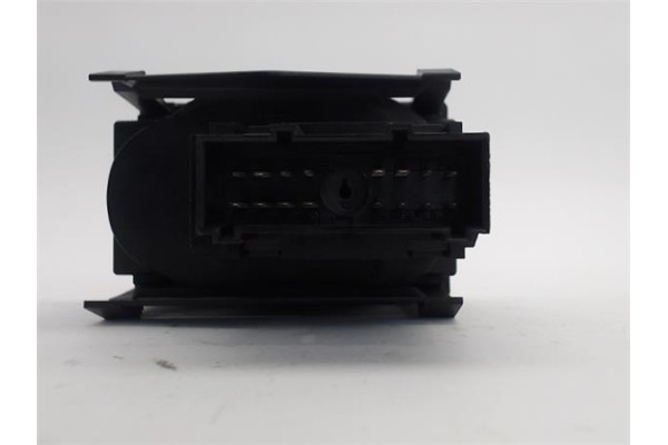 Recambio de mando de luces para ford focus berlina (cap) referencia OEM IAM 4M5T13A024LA  