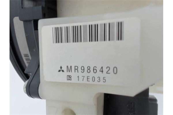 Recambio de mando intermitencia para mitsubishi colt cz3 berl. 5 (z30a) 1.3 (z35a, z33a, z34a) referencia OEM IAM MR986420 17E03