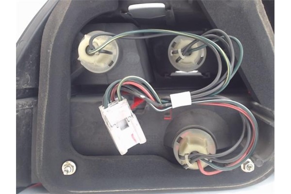 Recambio de piloto trasero derecho para honda civic berl. 5 (ma/mb) referencia OEM IAM   