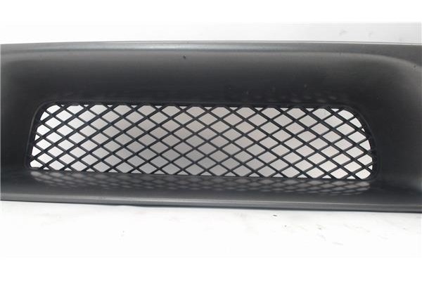 Recambio de rejilla capo para mitsubishi galant berlina (ea0) referencia OEM IAM MR192681  