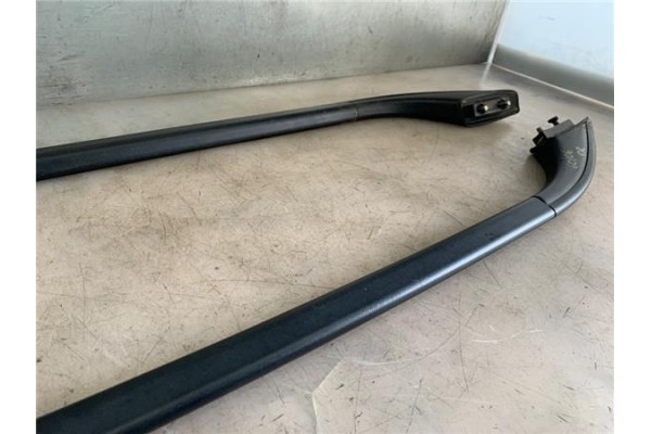 Recambio de barras de techo para land rover freelander (ln) 2.0 hse familiar referencia OEM IAM STC50433 1H5Z78551A74AA 