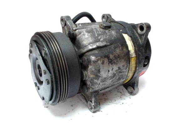 Recambio de compresor aire acond. para renault megane i scenic (ja0) 1.6 16v kaleido referencia OEM IAM 7700273320 699657 