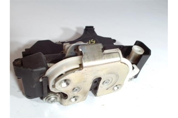 Recambio de cierre electromagnetico delantero izquierdo para mitsubishi colt cz3 berl. 5 (z30a) 1.1 inform (d) referencia OEM IA
