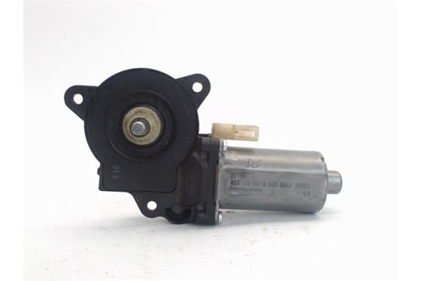 Recambio de motor elevalunas trasero izquierdo para ford fiesta (cbk) referencia OEM IAM 0130821938  