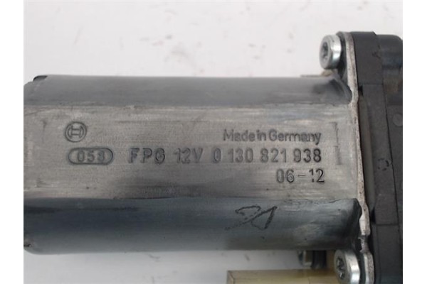 Recambio de motor elevalunas trasero izquierdo para ford fiesta (cbk) referencia OEM IAM 0130821938  