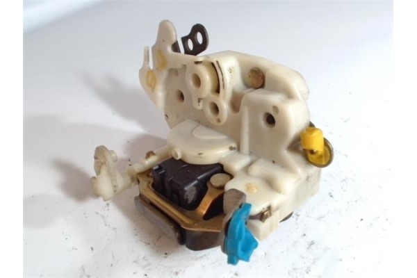 Recambio de cerradura puerta delantero izquierda para nissan micra (k11) 1.0 i 16v referencia OEM IAM 805034F165  
