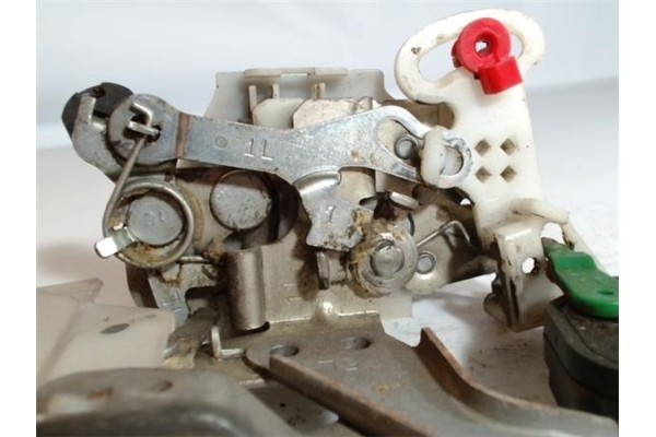 Recambio de cierre electromagnetico delantero izquierdo para toyota aygo (kgb/wnb) 1.0 básico referencia OEM IAM 690400H020  