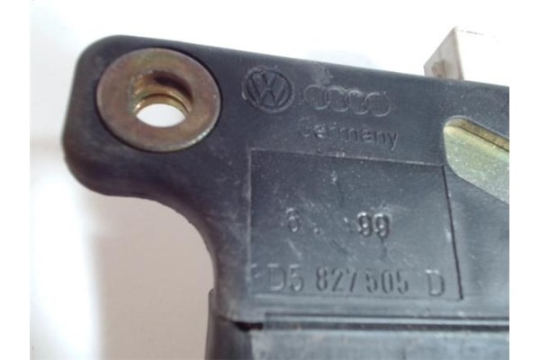 Recambio de cerradura porton para seat toledo (1m2) 1.9 tdi referencia OEM IAM 8D5827505D  