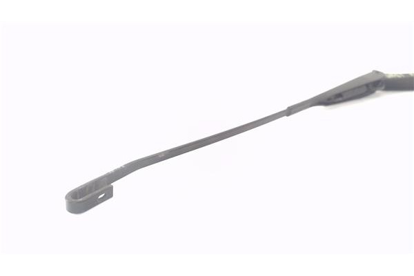 Recambio de brazo limpiaparabrisas delantero derecho para dacia sandero i 1.2 16v referencia OEM IAM 288861964R  