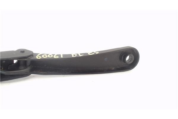 Recambio de brazo limpiaparabrisas delantero izquierdo para dacia sandero i 1.2 16v referencia OEM IAM 288811027R  