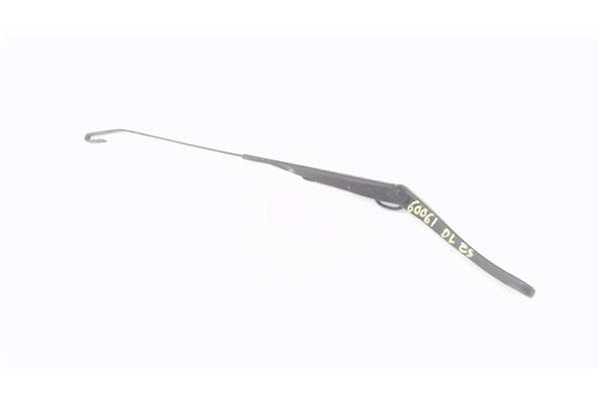Recambio de brazo limpiaparabrisas delantero izquierdo para dacia sandero i 1.2 16v referencia OEM IAM 288811027R  