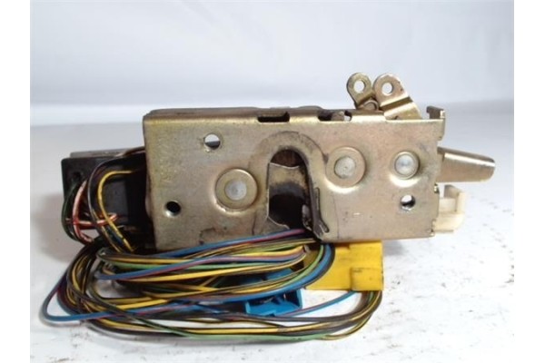 Recambio de cierre electromagnetico delantero derecho para mercedes-benz sprinter furgón 2.2 208 cdi (901.6/902.661-662) referen