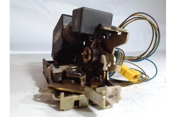 Recambio de cierre electromagnetico delantero derecho para mercedes-benz sprinter furgón 2.2 208 cdi (901.6/902.661-662) referen